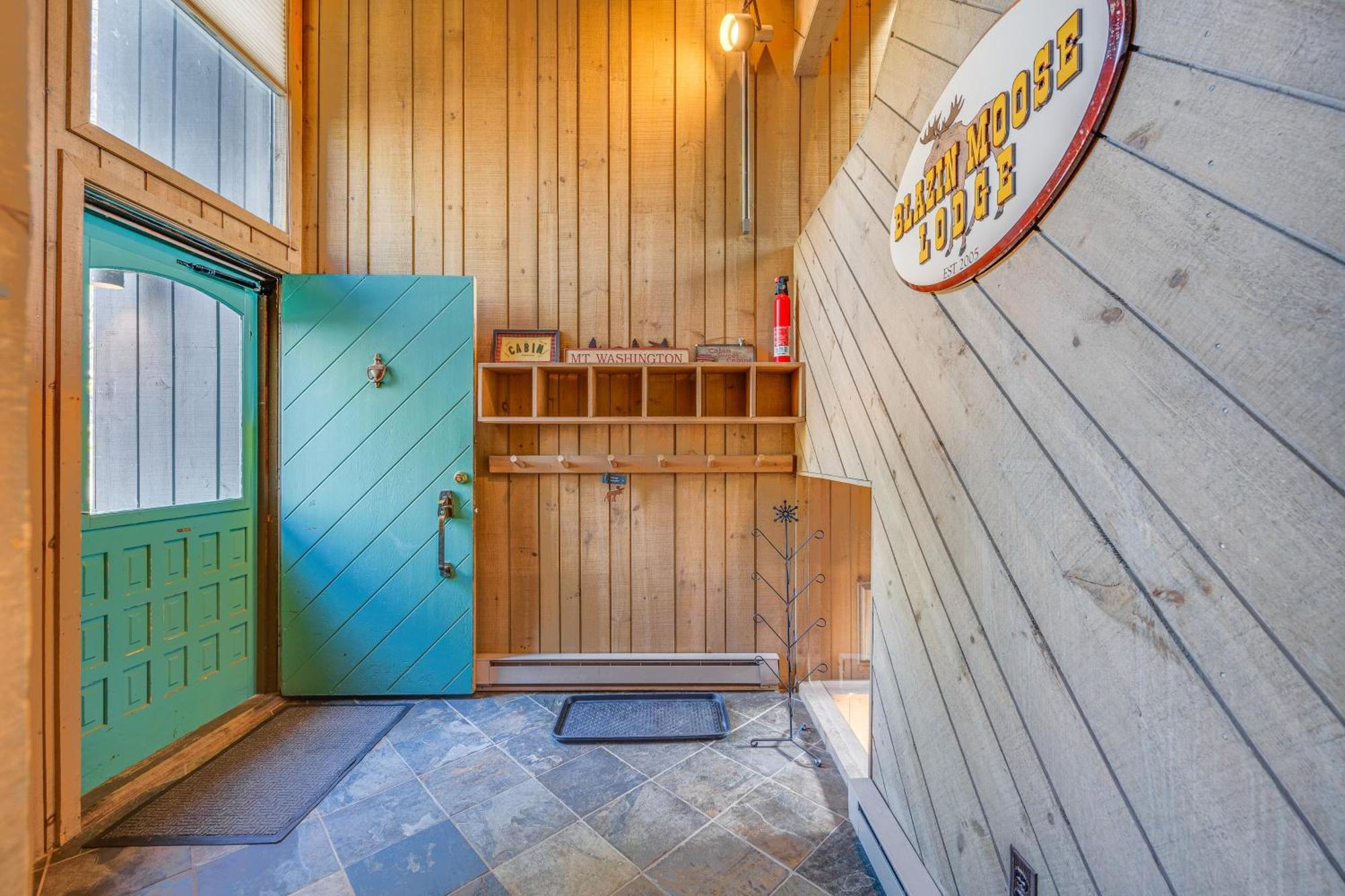 All-Season Conway Condo With Gas Grill! North Conway Exterior photo