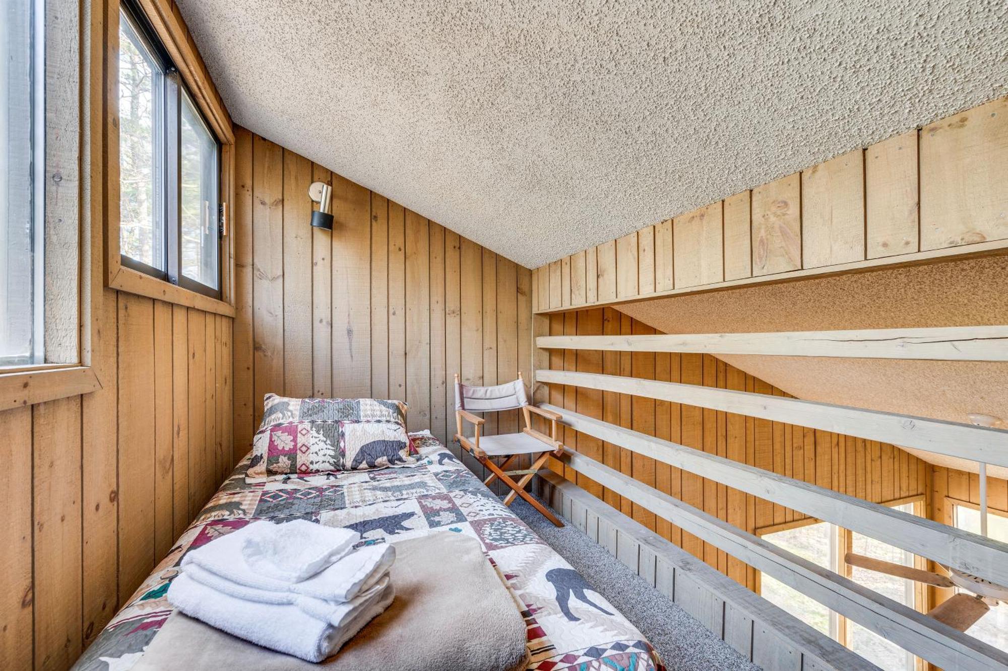 All-Season Conway Condo With Gas Grill! North Conway Exterior photo
